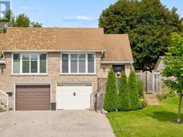 27 Nickolas Crescent, Cambridge, ON, N3C 3L7 house for sale | Listing ID X13760 | Royal LePage