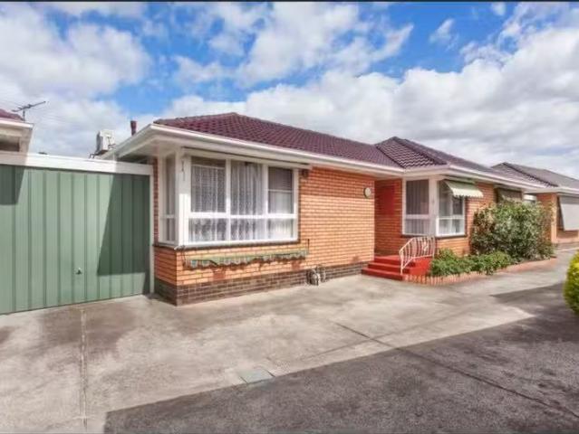 2/7 Park Ave, Glen Huntly VIC 3163 Unit For Lease
