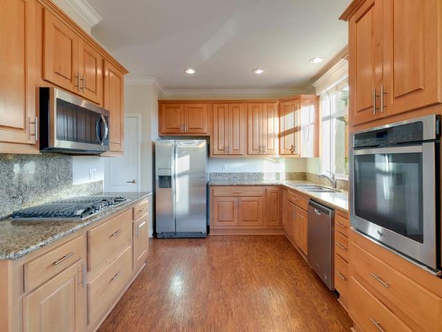 27 Pepperwood Way 27