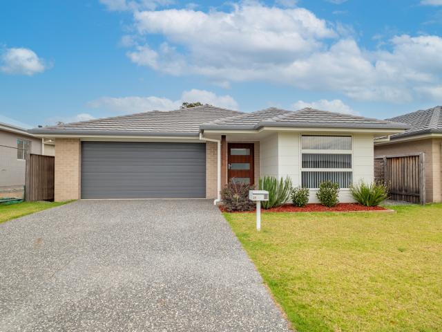 27 Pountney Avenue, Thrumster NSW 2444 House For Rent | Domain