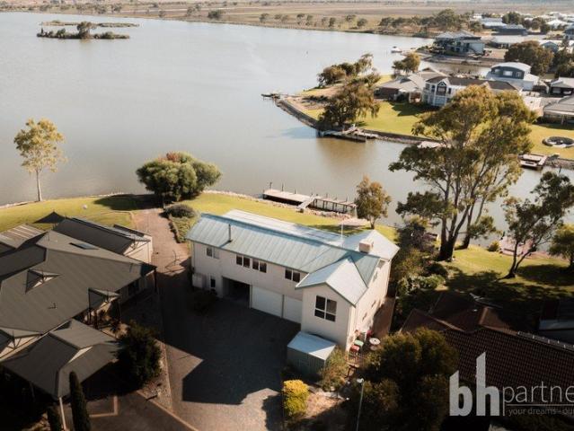 27 Rebecca Street, Wellington