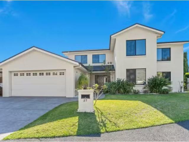 27 Red Ash Drive, WOONONA House for rent Listed by The Leasin.
