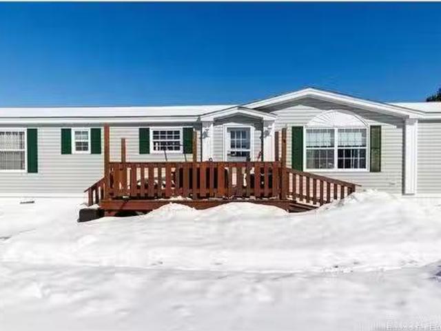27 Rex Hurley Blvd, Saint John, NB, E2H 0B6 house for sale.