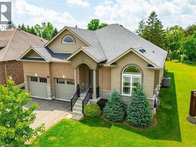 27 Riley Crescent, Fergus, ON, N1M 0C1 house for sale | Listing ID 40844 | Royal LePage