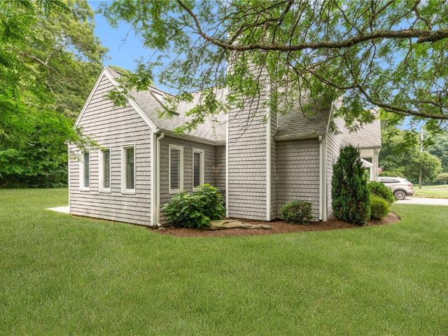 27 Riverdell Drive