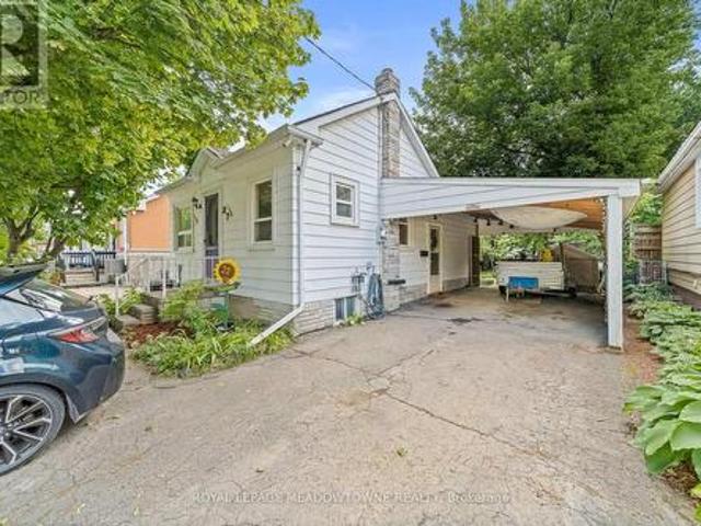 27 Royce Avenue, Brampton, ON, L6Y 1J6 house for sale | Listing ID W13802 | Royal LePage
