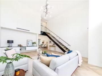 2/7 Sabine Close, Garran Townhouse for rent Listed by Katheri.