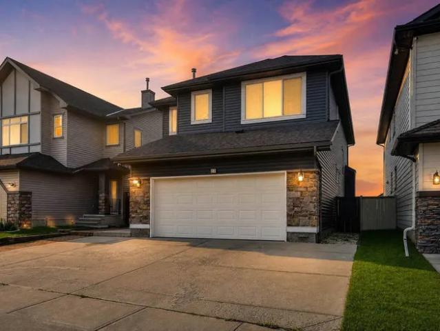 27 Saddleland Way Northeast
