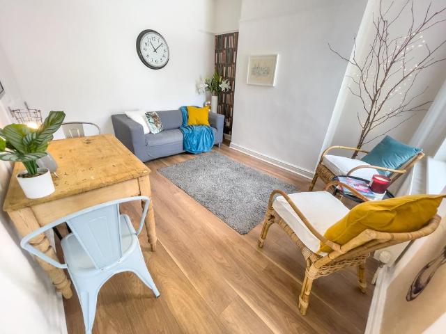 27 Saxony Road, Liverpool, L7 8RT, United Kingdom | 4 bed townhouse for rent #134709434 | Rentberry