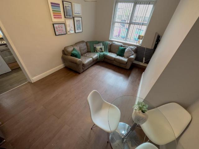 27 Sheil Road, L6 3AB, 1 bed in a house share to rent £459 pcm £106 pw
