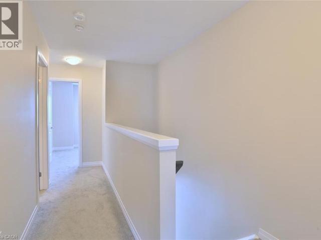 27 SPORTSMAN HILL Street, Kitchener, Ontario, N2P0J2