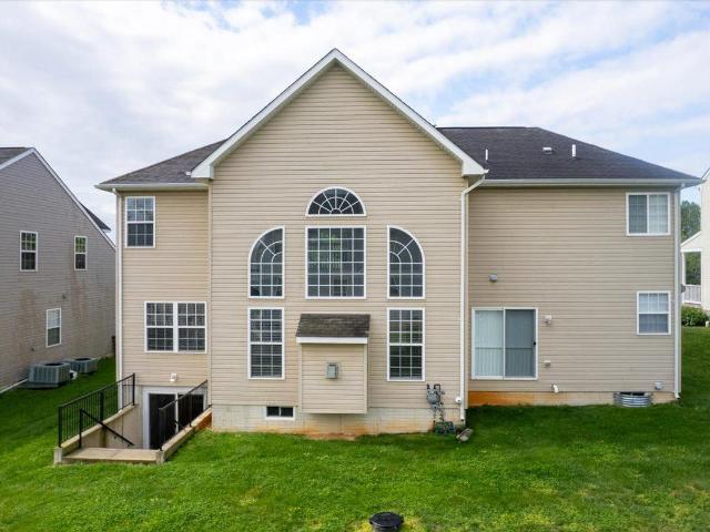 27 Sparkling Brook Road