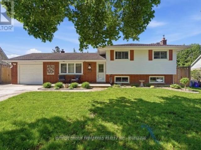 27 Stormont Drive, London South T, ON, N5Z 3Z4 house for sale | Listing ID X13500 | Royal LePage
