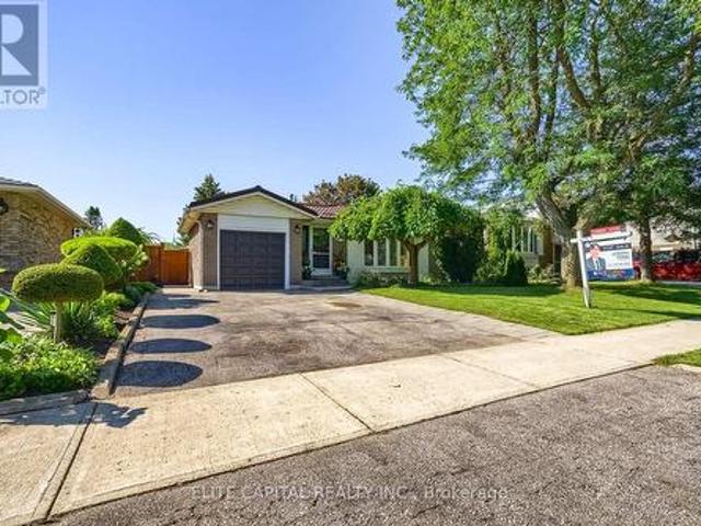 27 Staley Terrace, Toronto, ON, M1W 2E6 house for sale | Listing ID E13679 | Royal LePage