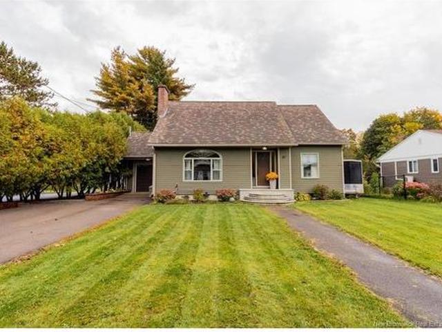 27 Stewart Ave, Sussex, NB, E4E 2E7 house for sale | Listing ID NB148687 | Royal LePage