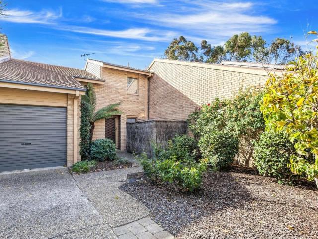 27 Strong Place Belconnen ACT Townhouse for Rent LJ Hooker