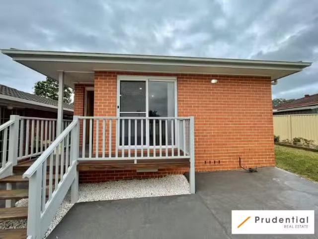 27A Buttercup Street, MACQUARIE FIELDS House for rent Listed.
