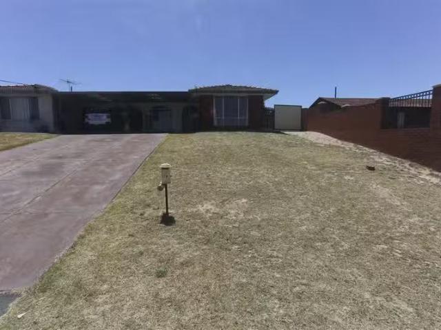 27B Windsor Place, KALLAROO, WA 6025 House for Rent