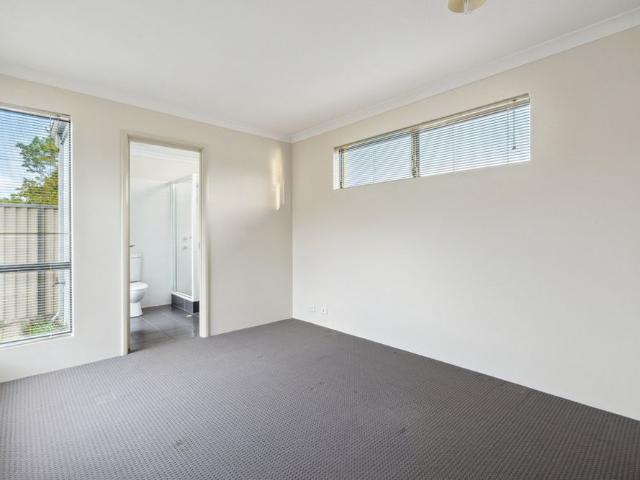27C Fieldgate Square, Balga WA 6061