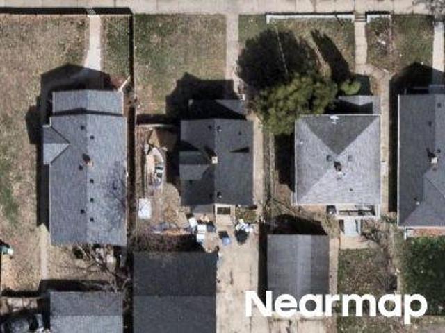 27th Ave N
