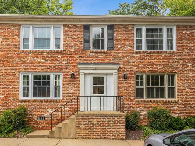 2404 barracks ct 1
