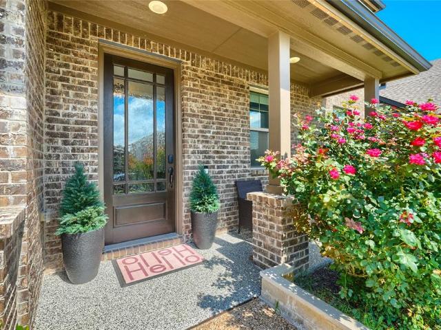 2404 Limestone Lane