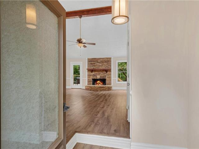2404 Stockton Place