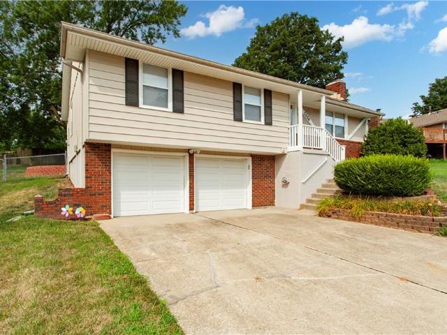 2404 Viking Drive