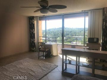 24055 Paseo Del Lago, Unit 812, Laguna Woods, CA 92637 | MLS #OC25127