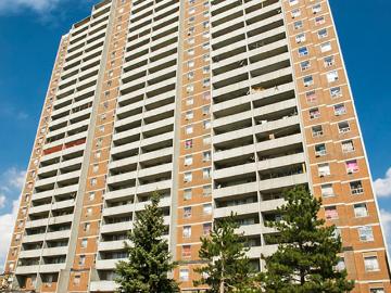 Humbermede, Toronto, Ontario - Parking