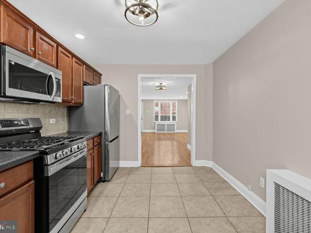 2405 S Warnock Street, Philadelphia, US, PA