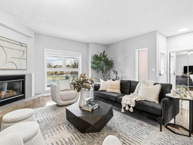 2405 17 Street Sw, Calgary, AB, T2T 4M9 townhouse for sale | Listing ID A2354 | Royal LePage