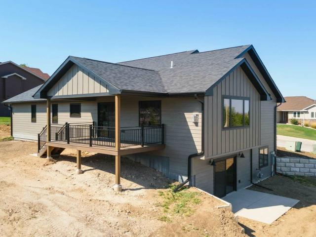 2406 NE Falcon Ln, Lawton, OK