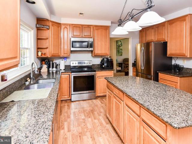 2406 Berry Thicket Court