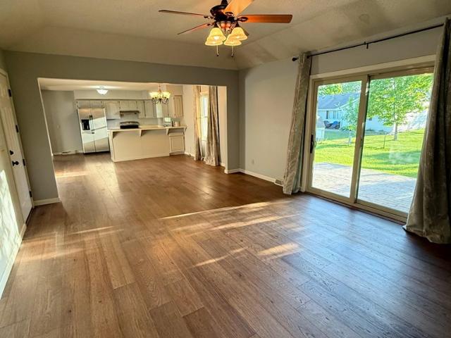 2407 Oak Lane