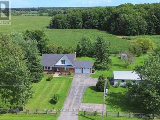 2407 Caistor Centre Road, West Lincoln, ON, L0R 1E0 house for sale | Listing ID X13799 | Royal LePage