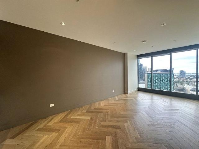 2408/1 Freshwater Place