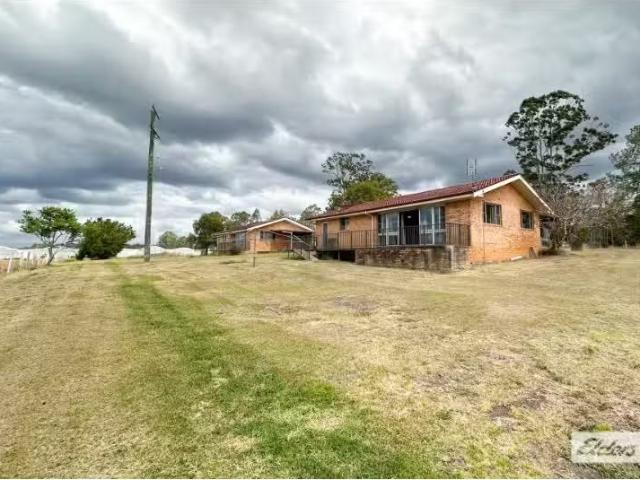 2/408 Big River Way, Glenugie House for rent Listed by Charlo.
