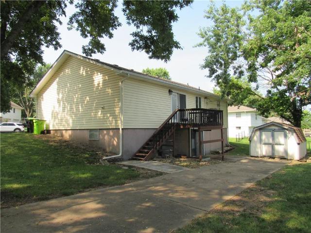 2408 Ridgewood Road