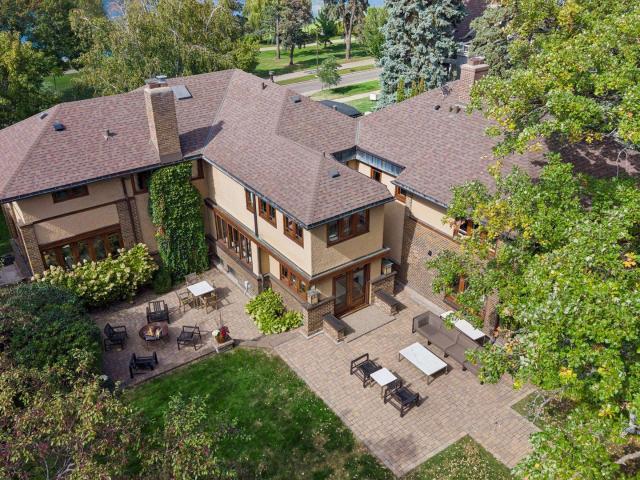 2409 E Lake Of The Isles Parkway