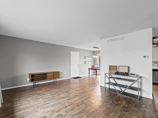 2409 Elizabeth Street