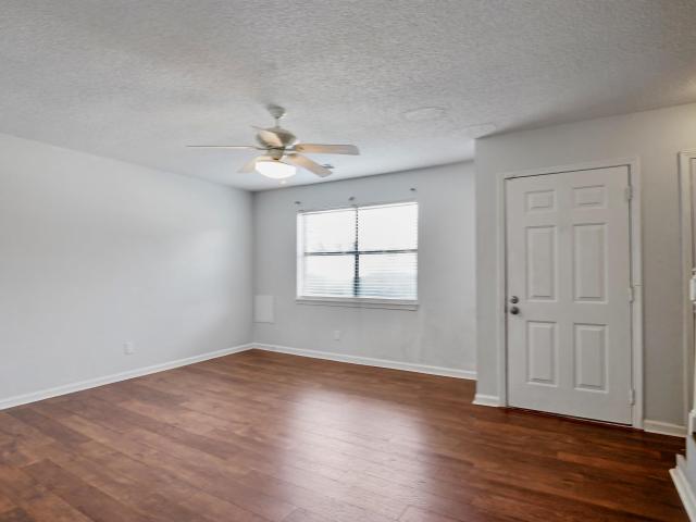 2409 Hampstead Drive