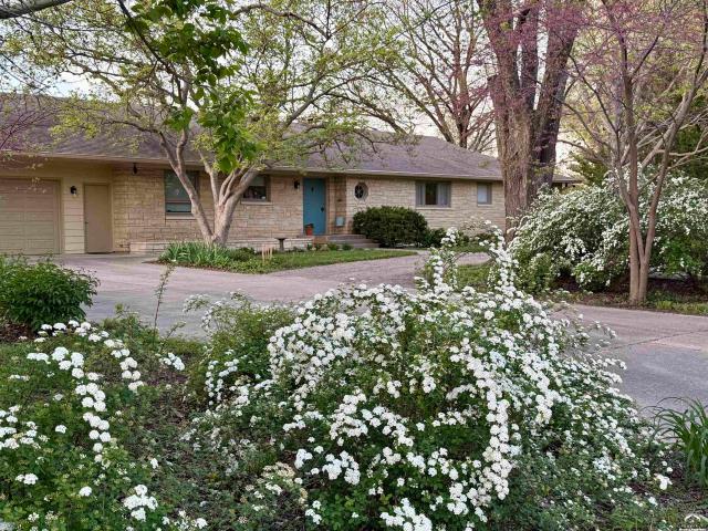 2400 Orchard Ln, Lawrence, KS 66049 | MLS #165477