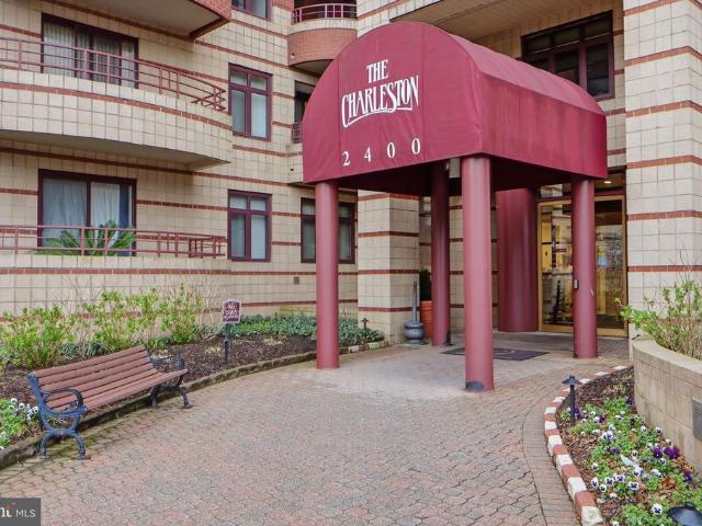 2400 Clarendon Boulevard # 711