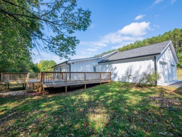 2400 Flatbottom Road