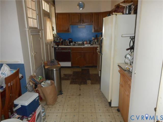 2400 Lakeview Avenue U8