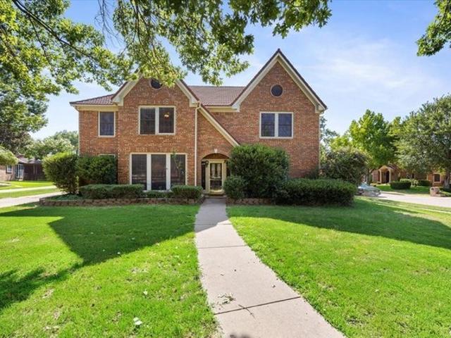 2400 Silverthorne Ct, Highland Village, TX 75077