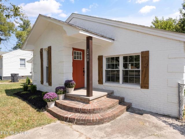 2400 Wilson Ave