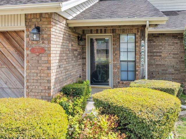 2400 Woodleaf Court