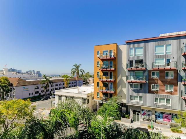 2400 5th Ave 339
